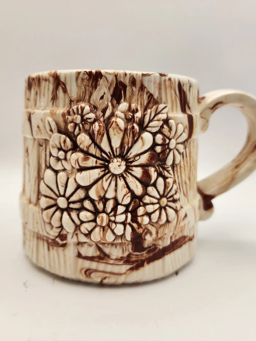 Vintage‎ Floral Embossed Mug Brown Marble Design North Pole Alaska Souvenir